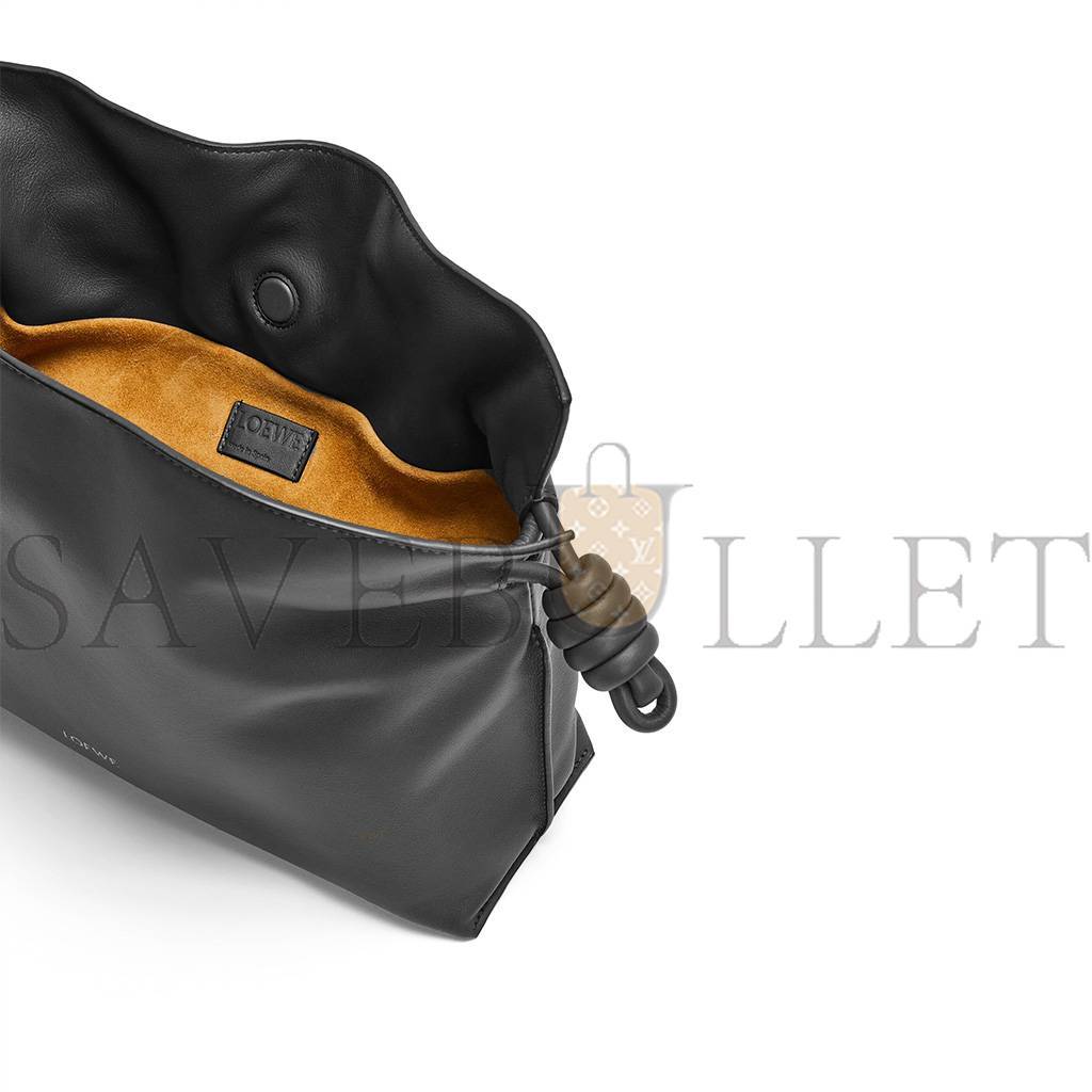 LOEWE MEDIUM FLAMENCO CLUTCH IN NAPPA CALFSKIN A411FC1XBF (30*24.5*10.5CM)